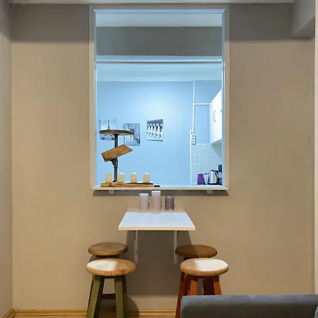 Charming Flat With Balcony In Sinanpasa Besiktas *